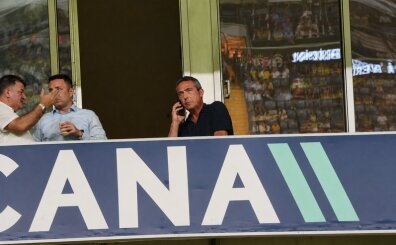 Eski Ba�kan Ali Ko�, Fenerbah�e ma��n� trib�nden takip etti