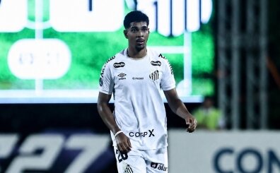 Be�ikta�'a 19'luk stoper Ananias