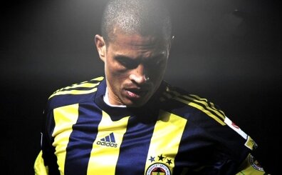 Alex'ten F.Bah�e'deki ba�kanl�k se�imi i�in yeni a��klama