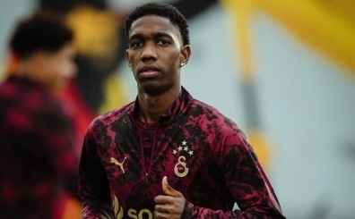 G.Saray'ın yeni transferi Yaser Asprilla, takımla idmana çıktı...