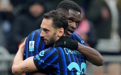 Inter, Hakan �alhano�lu'nun bonservisi i�in karar de�i�tirdi!