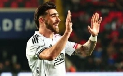 Yazarlardan Jota Silva yorumu!