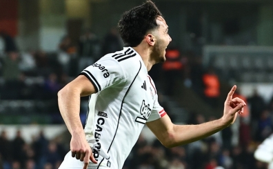 Mustafa Erhan Hekimo�lu, bu sezon Be�ikta�'ta ilk gol�n� att�