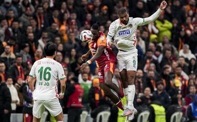 Wilfried Singo'dan Liverpool e�le�mesi sorusuna yan�t!