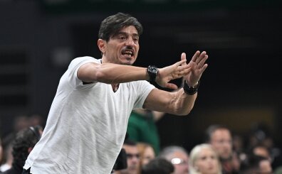 Giannakopoulos'a bir yıl men!