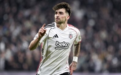 Resmi: İngiltere'ye geri döndü