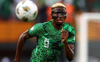 Osimhen i�in �zel u�ak!