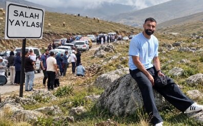 Salah'�n yaylada oturdu�u kaya izdihama neden oldu! 