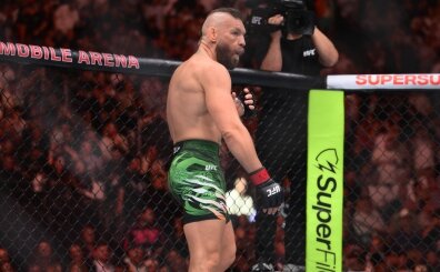 Y�llarca beklenen ma� tam 1 dakikada bitti! McGregor �oku!