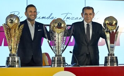 Galatasaray'� rekorlarla birlikte zirveye ta��d�lar: �zbek&Buruk