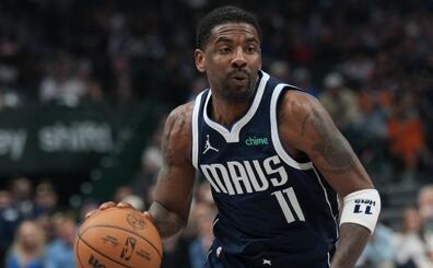 Mavericks, Kyrie Irving'i uzun vadeli yap� ta�� olarak g�r�yor