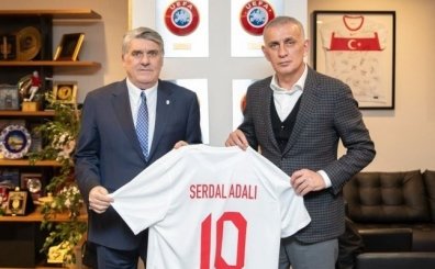 Bilal Me�e: 'Be�ikta�'�n kay�plar� ne olacak, sayfa art�k simsiyah'
