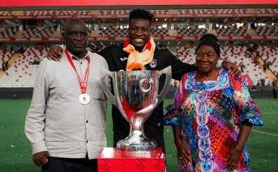 Onana, Trabzon'a veda etti