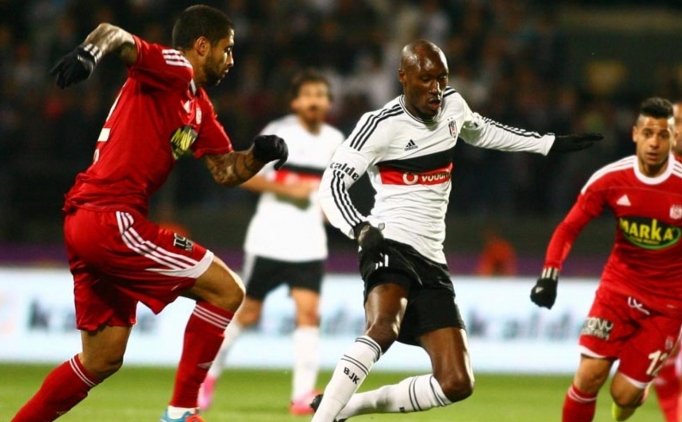 Manuel Da Costa ve Atiba Hutchinson