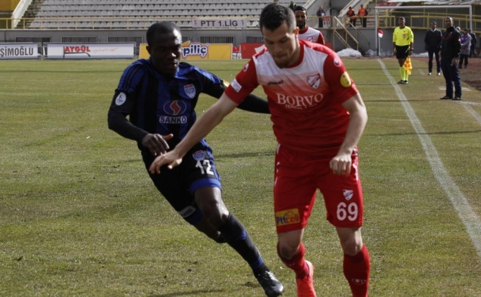 Boluspor, 10 ki�i ile zafere ko�tu!