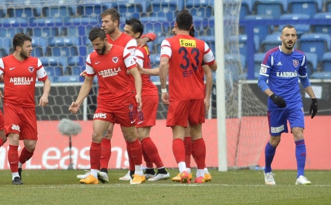Karab�kspor - Mersin �dmanyurdu