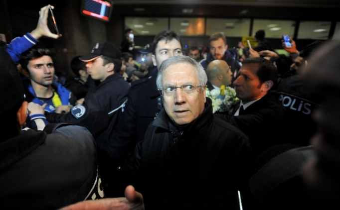 Aziz Y�ld�r�m ve taraftarlar aras�nda gerginlik ya�and�