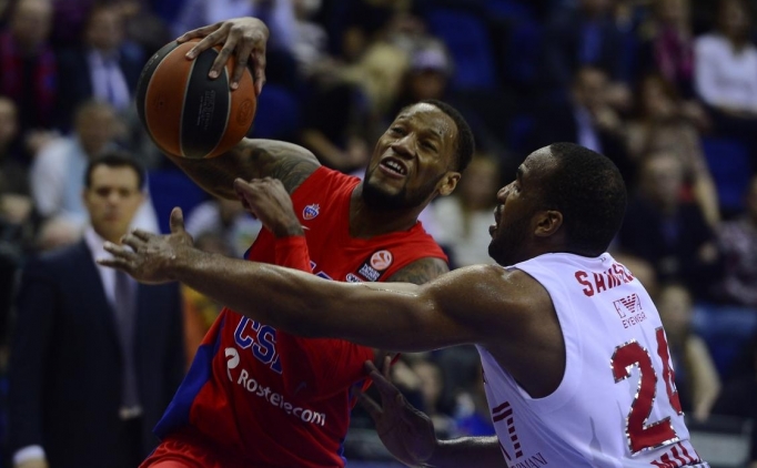 CSKA Moskova ilk yar�y� da 54-38 �nde bitirdi.