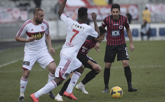 Gen�lerbirli�i ve Sivasspor 0-0 berabere kald�.