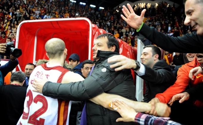 Ergin Ataman ve Sinan G�ler 