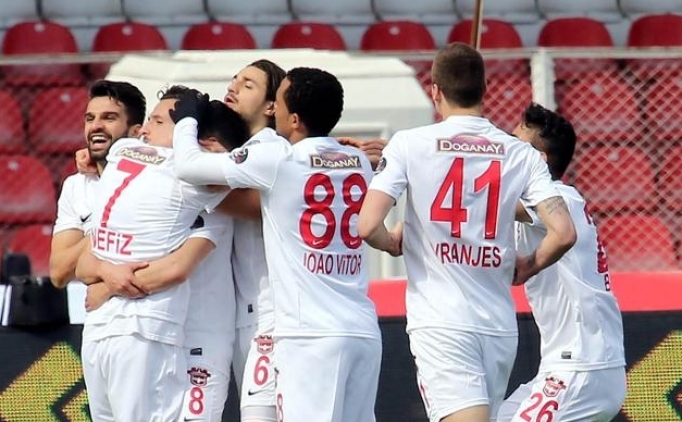 Gaziantepspor puan�n� 34 yapt�.