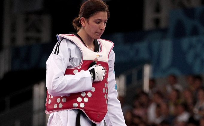 Nur Tatar bronz madalyay� kapt�!