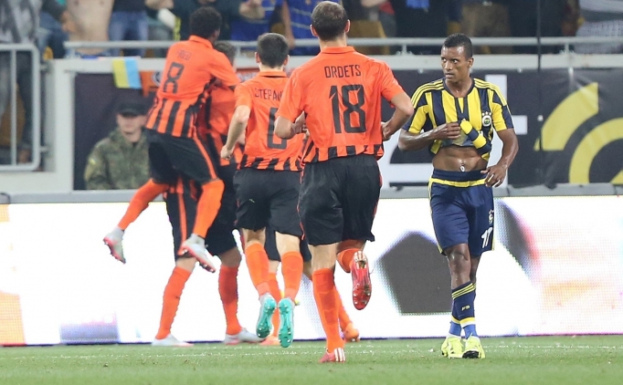 Shakhtar Donetskli oyuncular�n gol sevinci, Nani'nin �z�nt�s�...