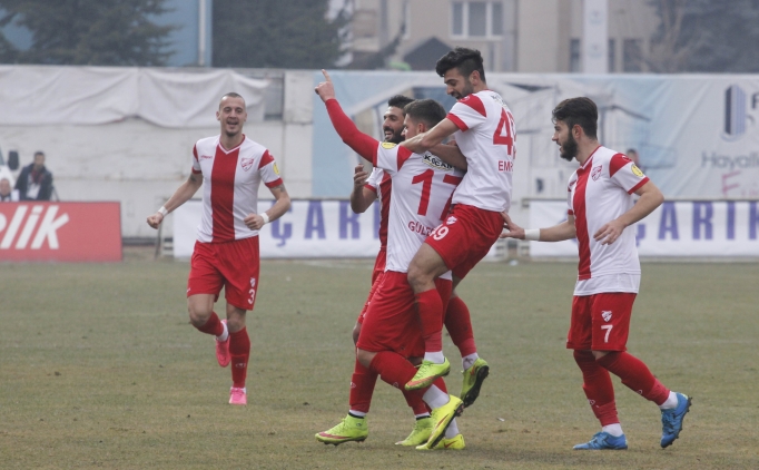 6 puanl�k ma� Boluspor'un