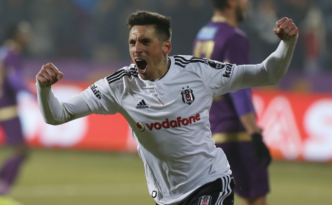 Deplasman Kartal'� Jose Sosa
