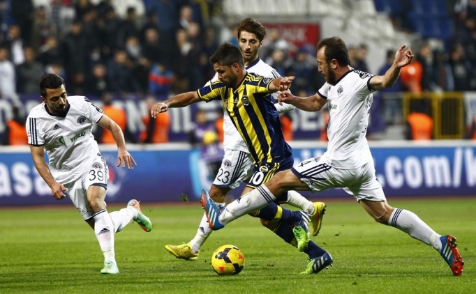 Fenerbah�e ve Kas�mpa�al� oyuncular