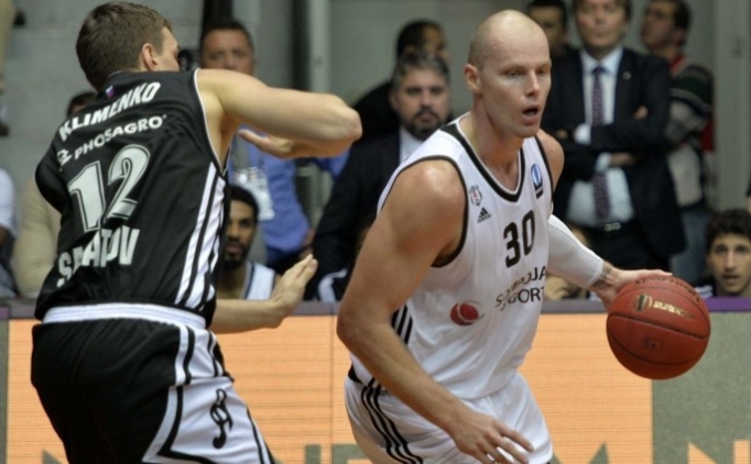 Be�ikta� evinde farkl� ma�lup oldu!