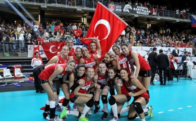 Sultanlar zafere ko�uyor! Yar� final...