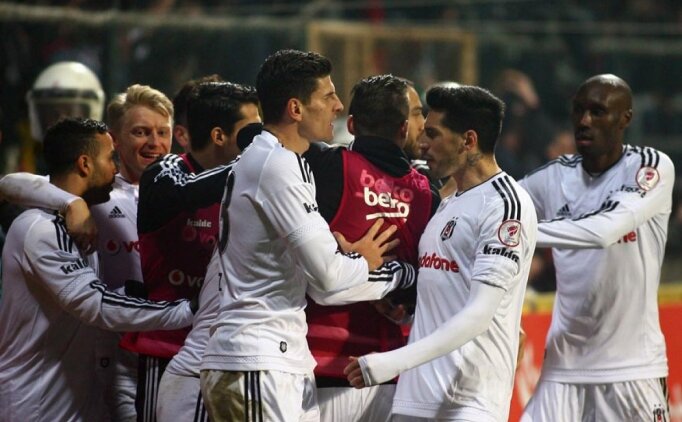 Kartal kupada �eyrek finalde