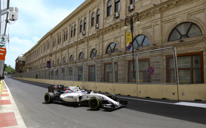 Bak� sokaklar� Formula 1 i�in piste d�n��t�