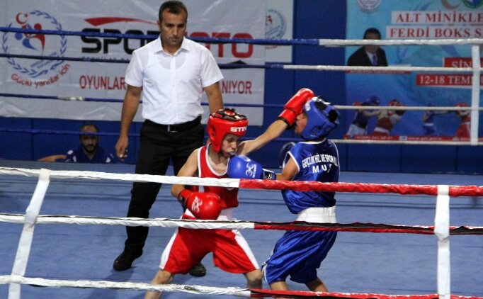 Minikler T�rkiye Ferdi Boks �ampiyonas�'na 379 sporcu