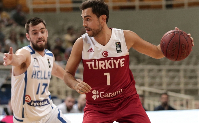 Ender Arslan'dan Milli Tak�m'� b�rakma karar�