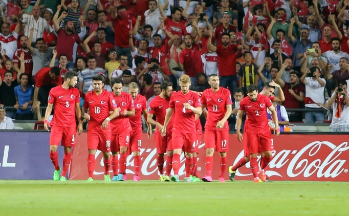 Terim'den kadroda iki s�rpriz