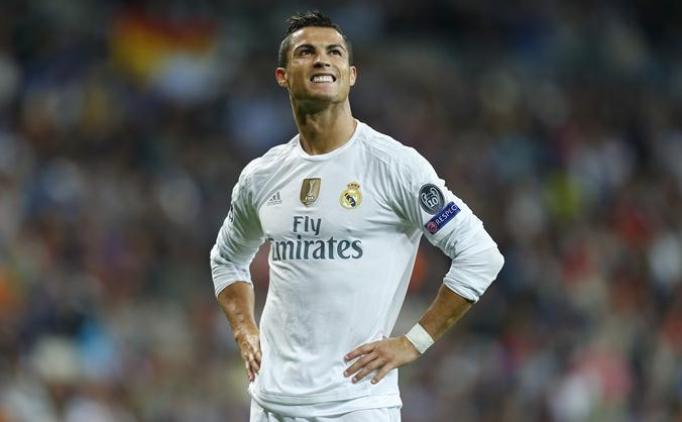 Cristiano Ronaldo'ya vergi karma sulamas