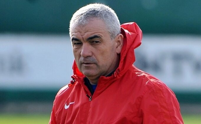 R�za �al�mbay:'Hakemler VAR'a ra�men hata yap�yor'