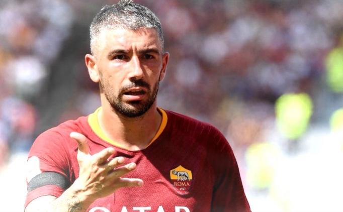 Fenerbahe'nin gzdesi, 'mteahhit' kt: Kolarov! 
