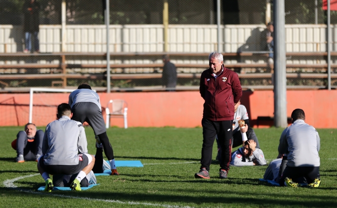 Co�kun Demirbakan: 'Transfer tahtalar� a��lmasa...'