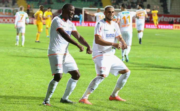 Bakasetas ve Djalma, Alanyaspor'u farka tad