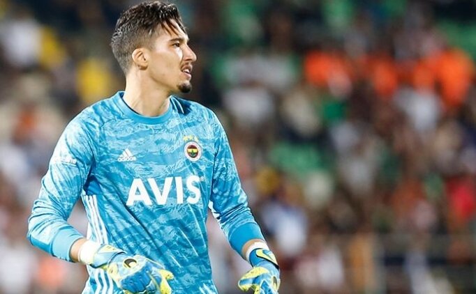 Altay Bay�nd�r'dan menajerine: 'Sak�n bana yurt d���ndan teklif getirme!'