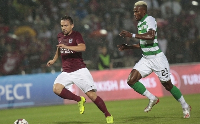 Ba�ak�ehir Roma ile Bolingoli i�in kap���yor