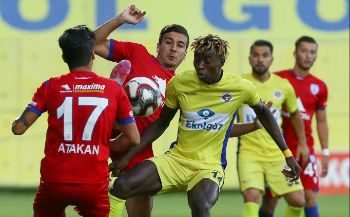 �zmir'de son derbide puanlar payla��ld�