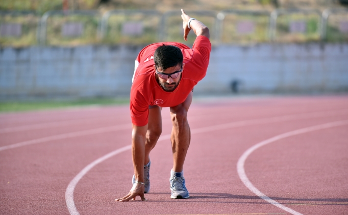 Rekortmen atlet Sinan �ren g�z�n� Tokyo'ya dikti