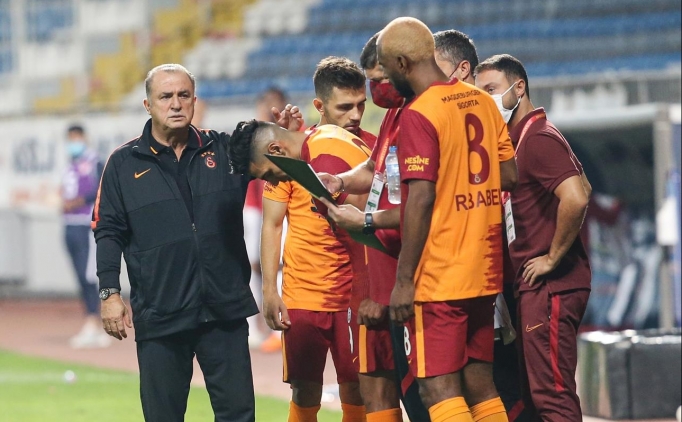 Galatasarayl futbolcular, Terim'e sz verdi!