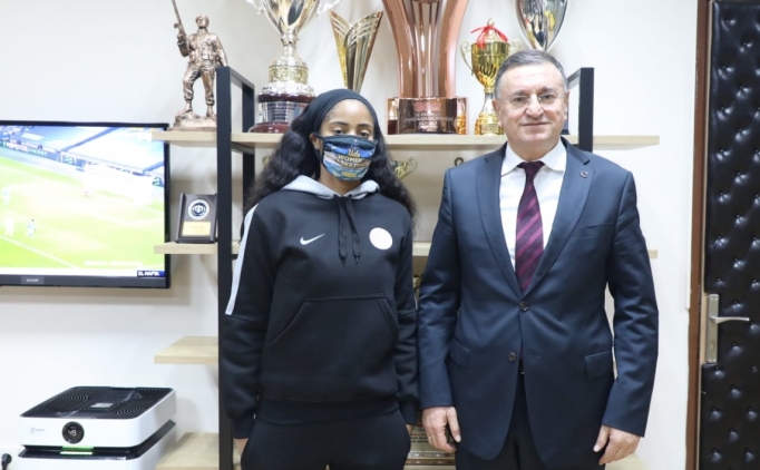 Hatay BB, Jordin Canada'y transfer etti