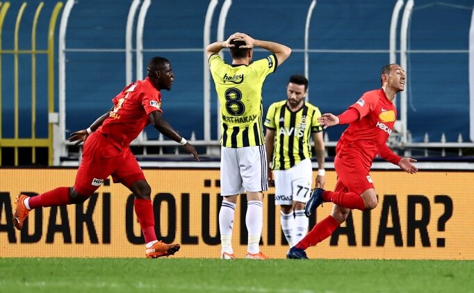 Fenerbah�e, Kad�k�y'de kalesini gole kapatam�yor