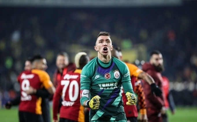 Muslera: 'Boca yalan, sonuna kadar Galatasaray'